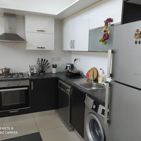 Luxury Two-level Romantic By The Sea ניקוסיה