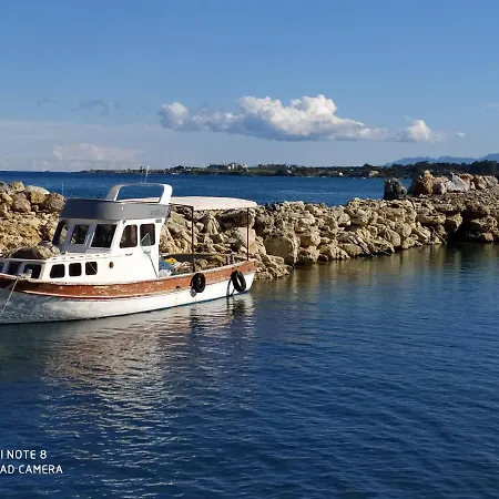Luxury Two-level Romantic By The Sea Никосия